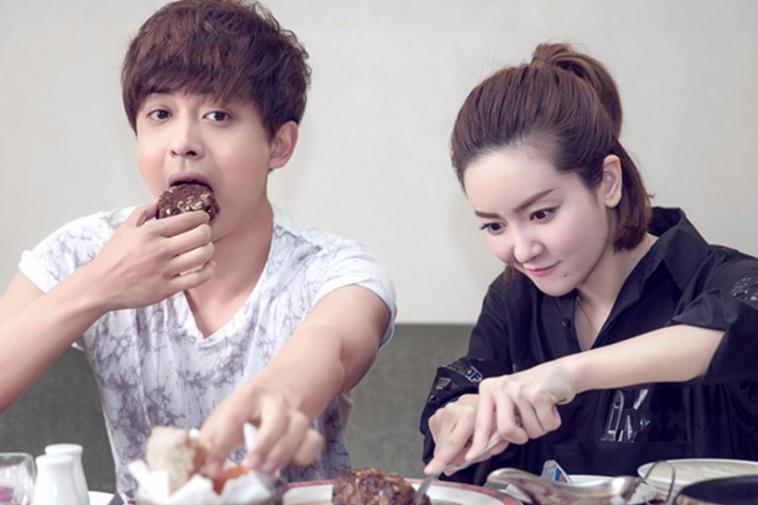 李晟李佳航升级当爸妈 求婚现场视频曝光