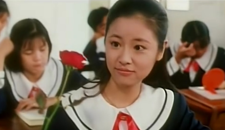 林心如因"还珠格格"一角走红,其实在之前演过"学校霸王"电影|林心如|