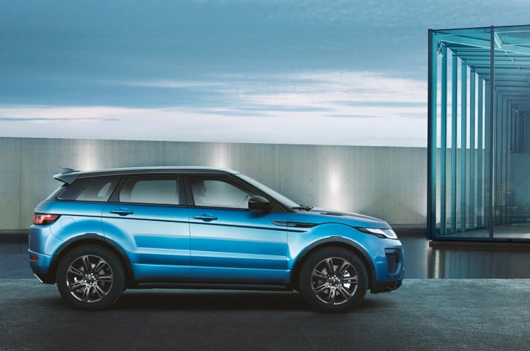 路虎揽胜极光—梦莲湖蓝限量版,官图欣赏,为潮流而生!