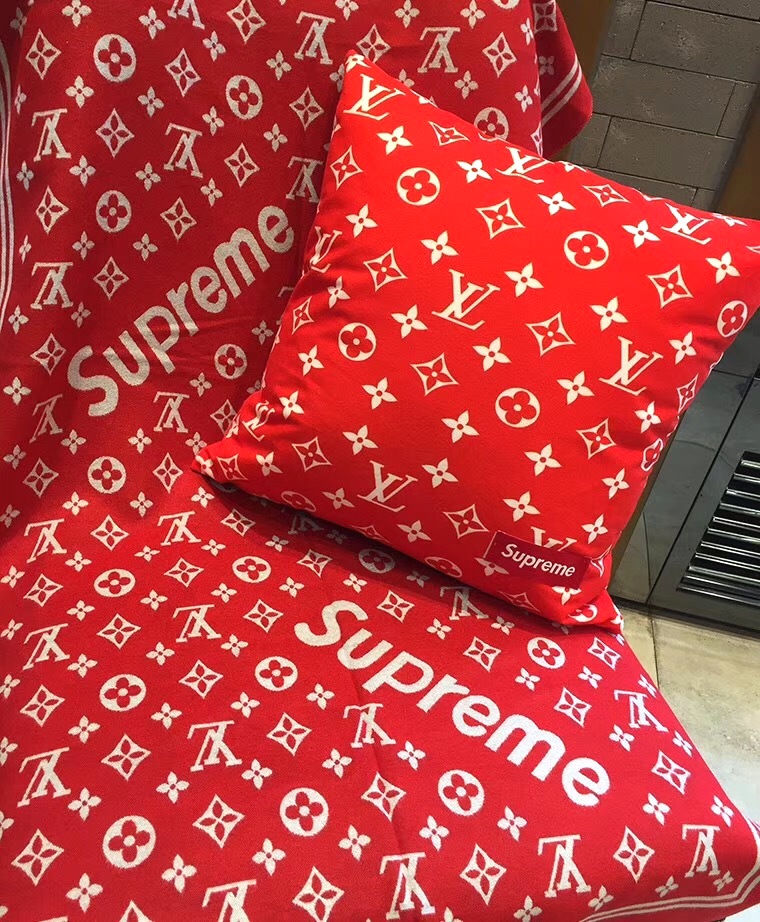 顶级复刻lv联名supreme·2023最新整理