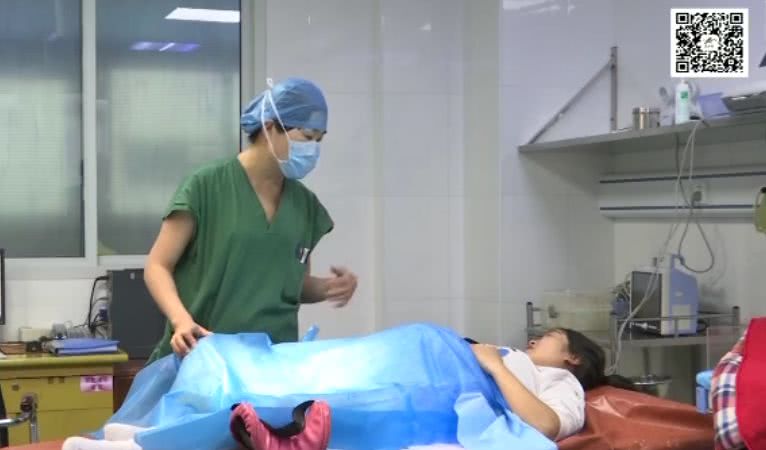 妇幼保健院的这名助产士三十年接生了6000多名新生儿