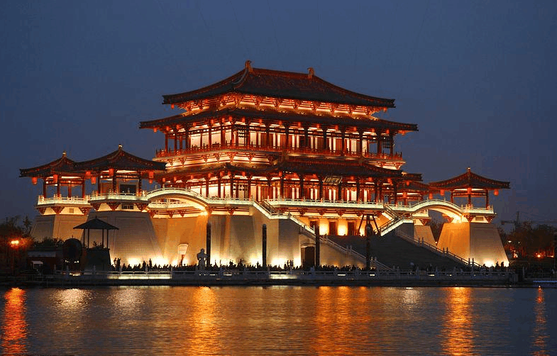 美翻了！中国最美夜景的十个城市，夜里的景色惊艳全国！|夜景|城市|上海_新浪新闻