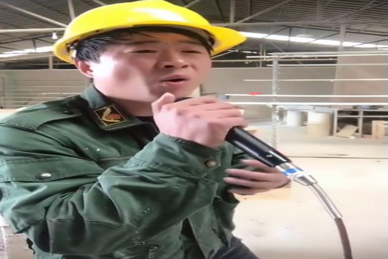 天籁之音!网红农民工主播演唱的《西海情歌》