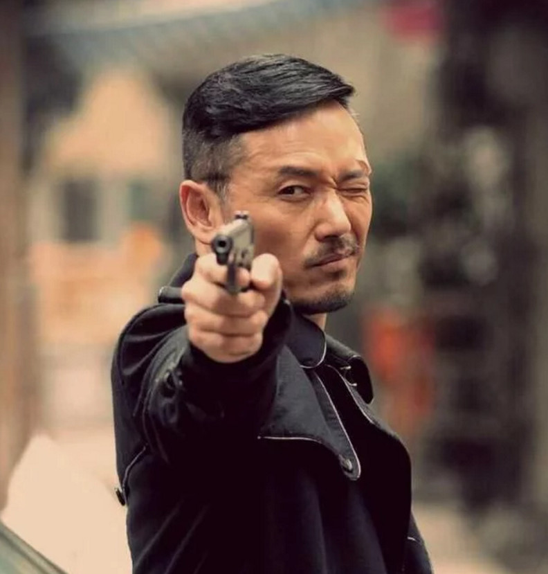 苗侨伟黄宗泽主演守护神首爆制作特辑苗侨伟堪称行走的劳模