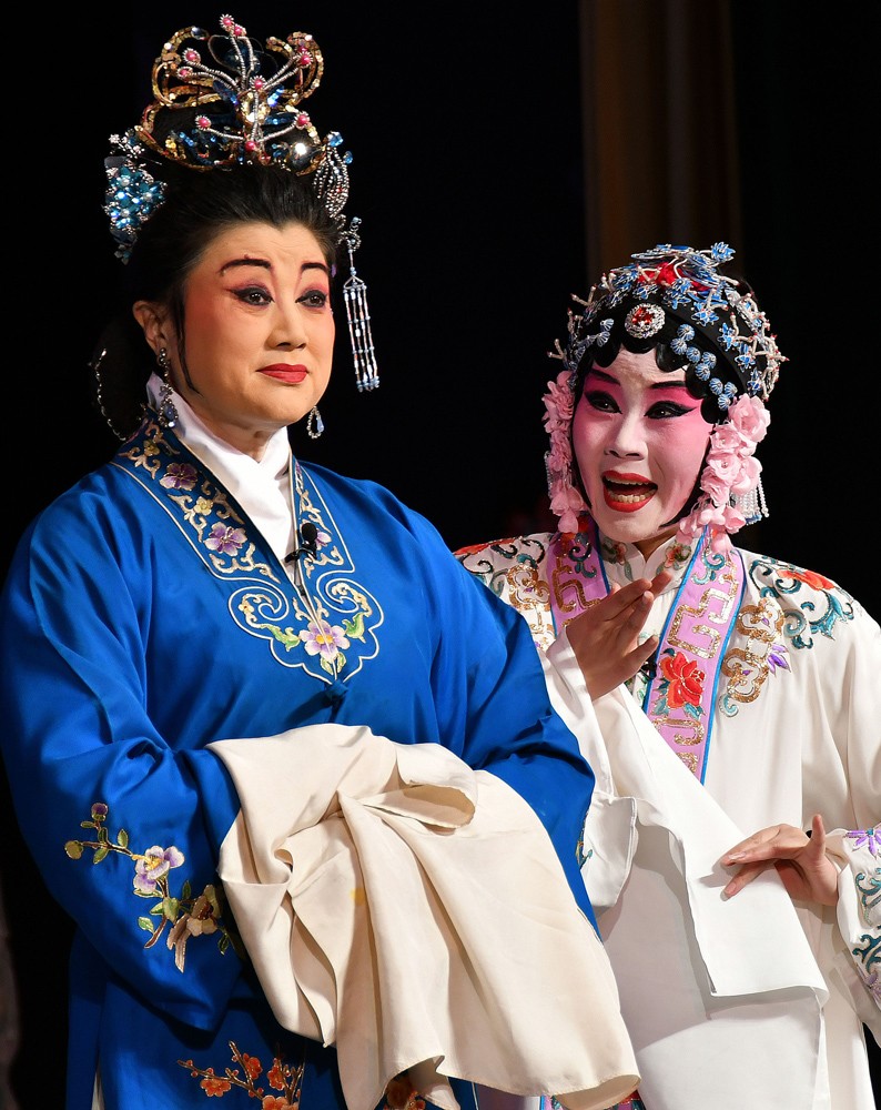 吕剧曾是老一辈山东人的最爱,而今虽受冷落但仍坚持传承创新发展