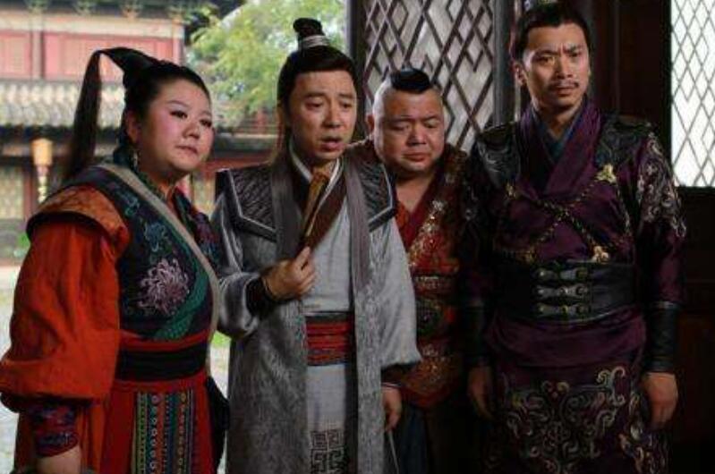 三侠五义经典片段:忍饥挨饿进庙杀僧,少水无茶开门揖盗!