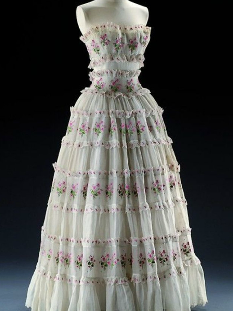 20世纪的晚礼服美到窒息百年前的审美和现在如出一辙