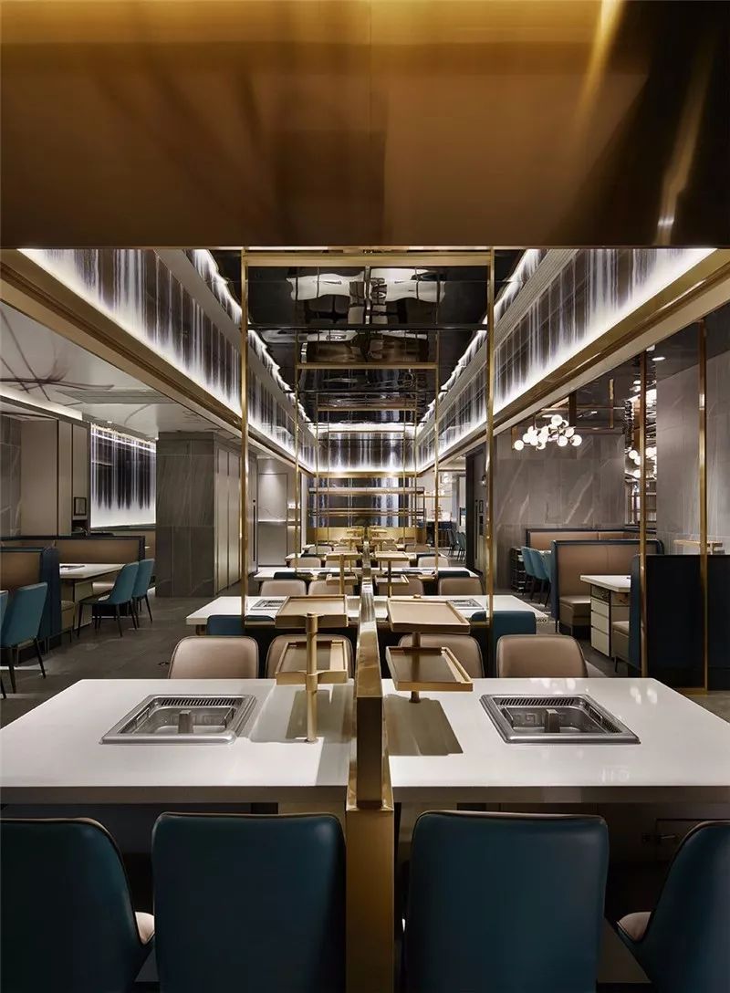 海底捞西安印象城店:放松身心,感受一场优雅的欢腾