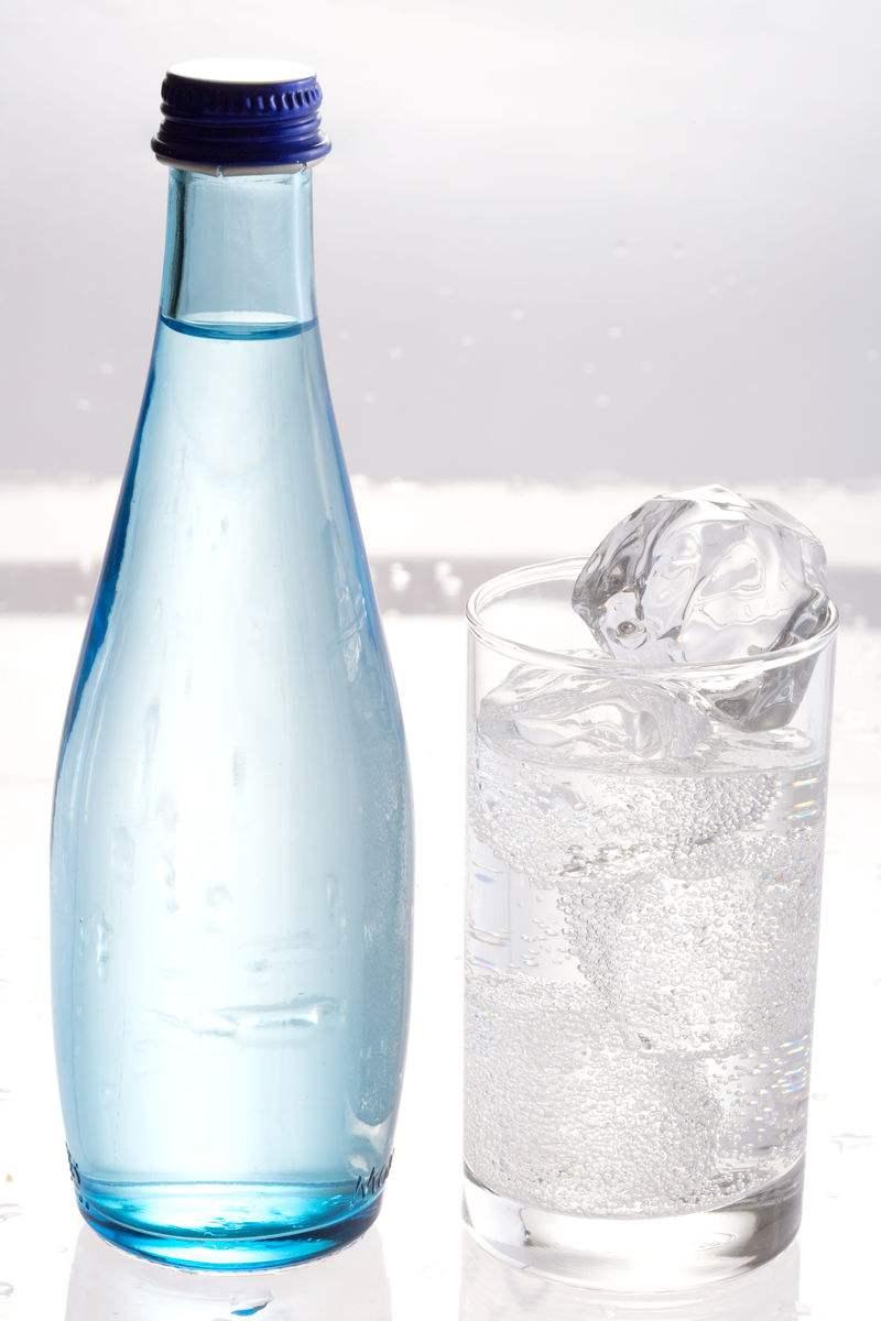 世界第一富的国家, 迪拜都甘拜下风, 旅游发达一瓶矿泉水90元