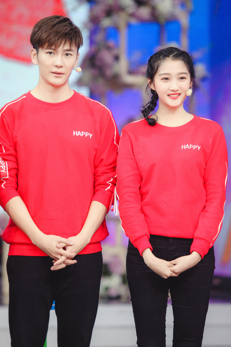 关晓彤王嘉加盟湖南春晚 "王冠组合"说唱"弟子规"