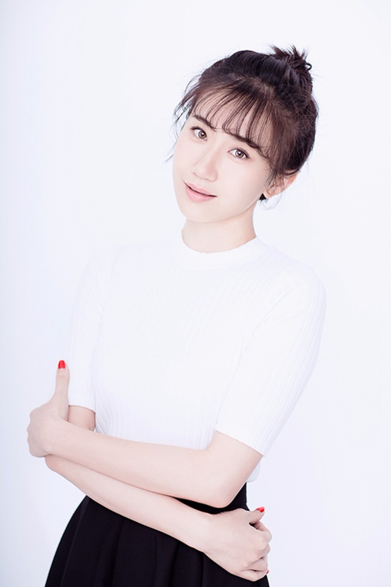 司珂华活力写真迎新春裸妆尽显清纯靓丽