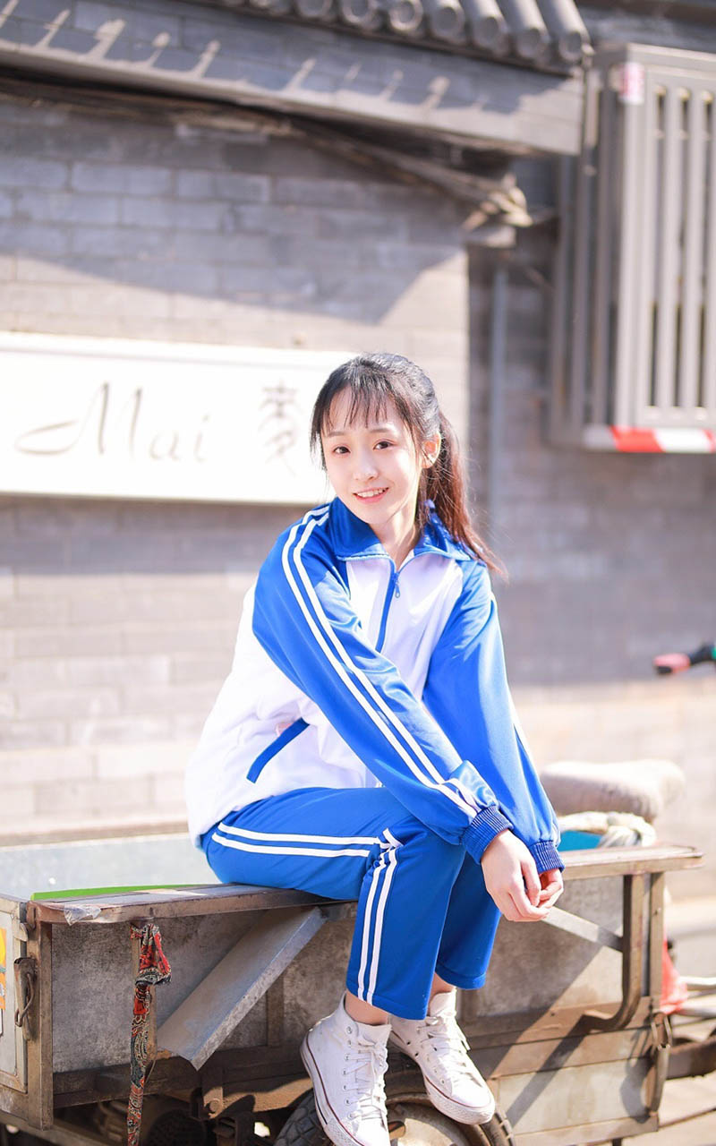 中国最美的女生校服图片