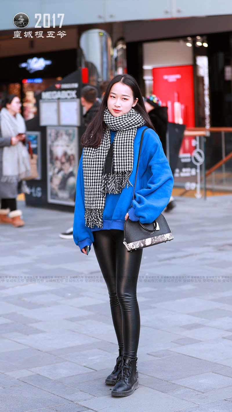 三里屯街拍:零距离接触时尚弄潮儿 各个都是高颜值美女