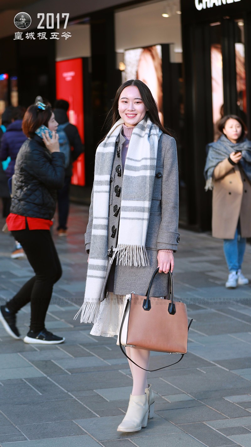 三里屯美女街拍中国时尚之都北京拥有最时尚的潮流资讯