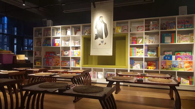 羲悦书城小桔灯绘本馆让萌娃爱上阅读