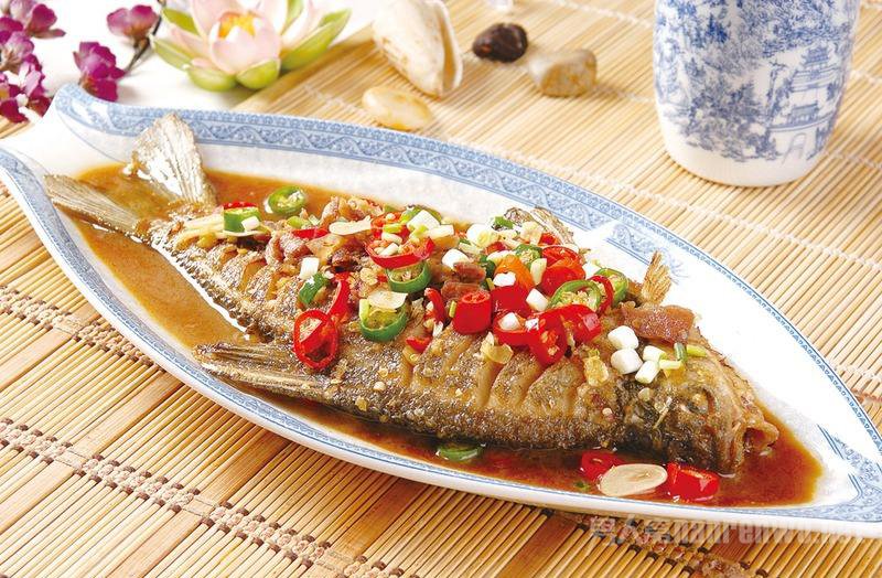 年夜饭来一道酱焖黄花鱼