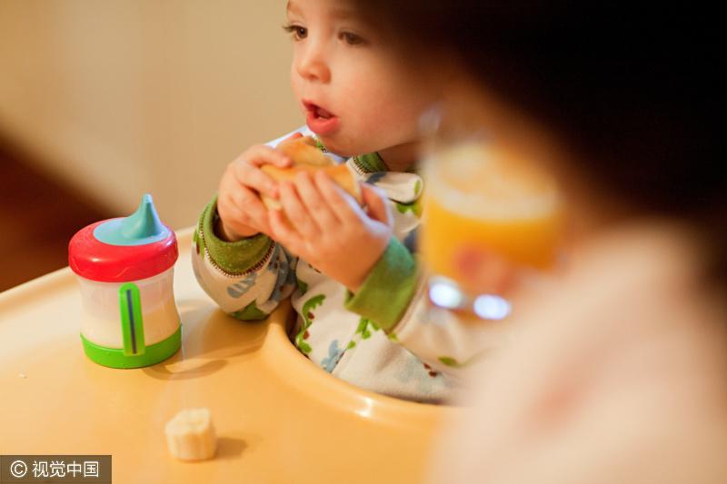 孩子吃手怎么办?