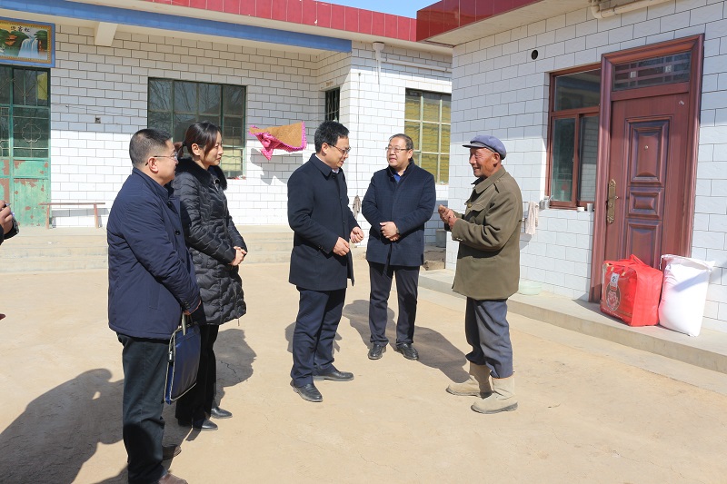 泾川赴丰台镇,城市社区开展春节慰问