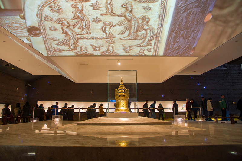 2008年,从大报恩寺前身的长干寺地宫出土了世界唯一一枚"佛顶真骨","