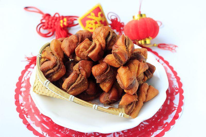 真假不得而知),是回族逢年过节的必备的油炸食品,它的地位就和馓子一