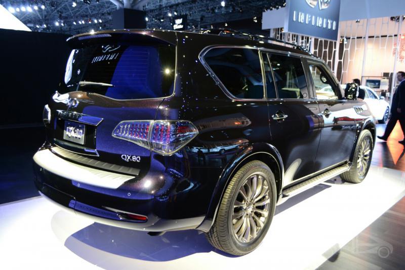 晚年,福特探险家和日产探路者等竞争对手放弃了"将旅行车车身放在皮卡