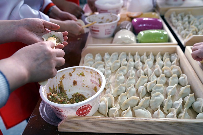 德发长是一家具有82年历史的中华老字号,以经营千古风味的饺子宴,精美