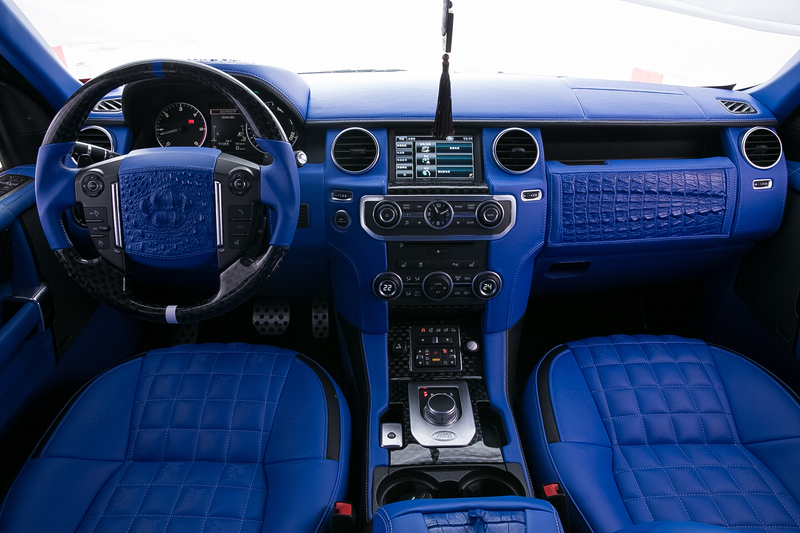 路虎发现4改装蓝色真皮内饰