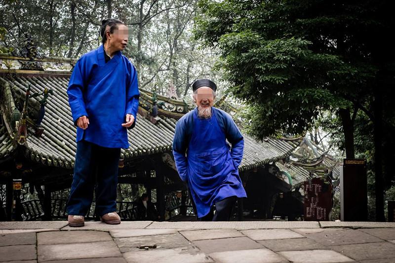 男子入道观喝酒, 还有绝世美人陪伴, 醒来却发现是荒山野岭|柳生|道士