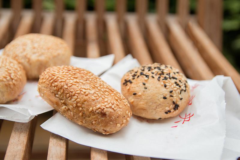 从5毛吃到3块钱, 这个饼依然很香, 爱吃的人却不为味道买单!