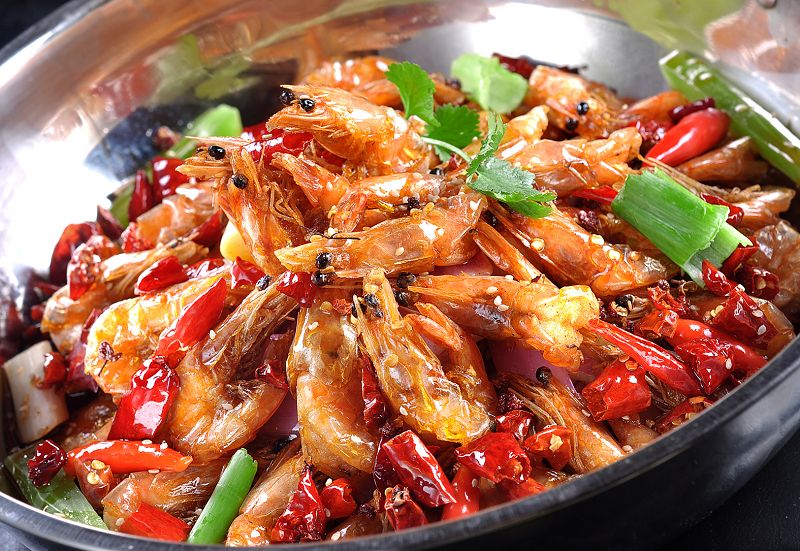 鲜香爽口的麻辣虾锅,热气腾腾的锅子和冬天更配哦!