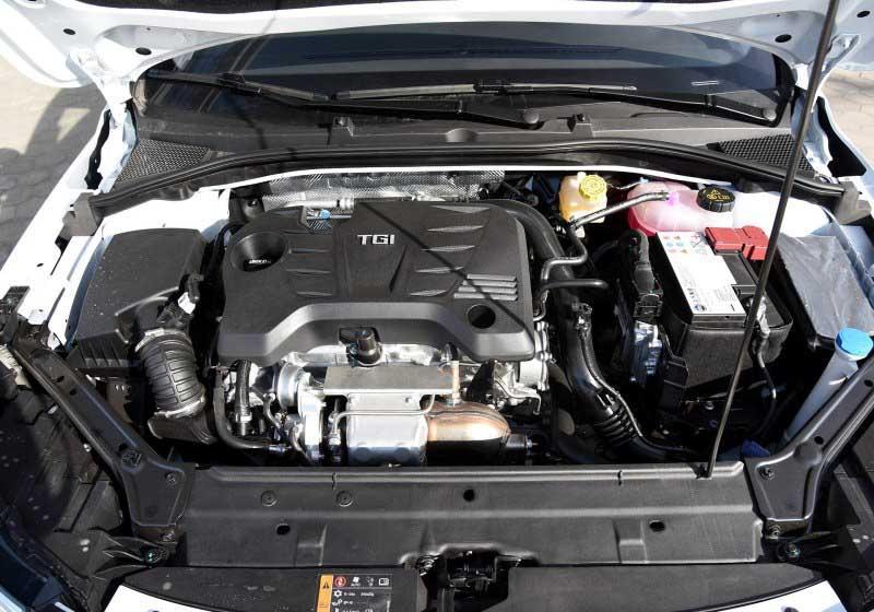 5t两款发动机,其最大功率为169马力,峰值扭矩250牛·米.