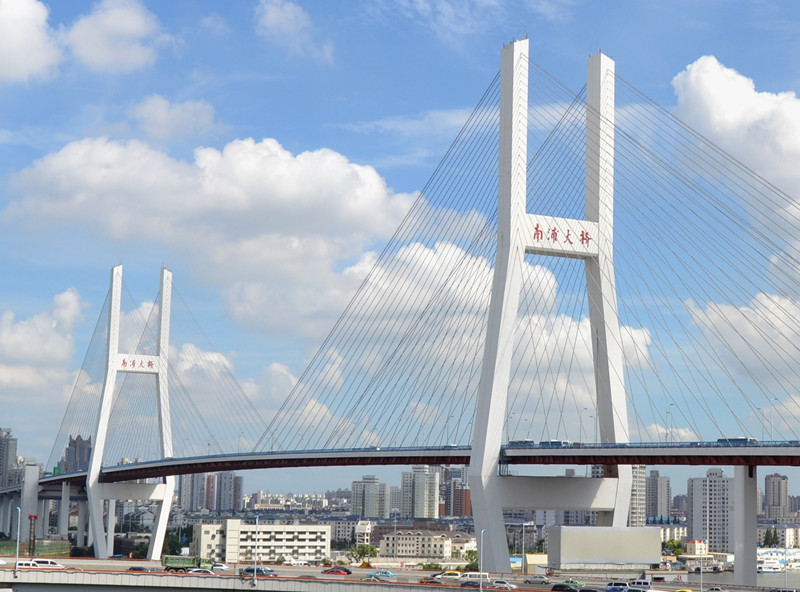 黄浦江最美大桥螺旋引桥中国独一无二行人过桥需买门票