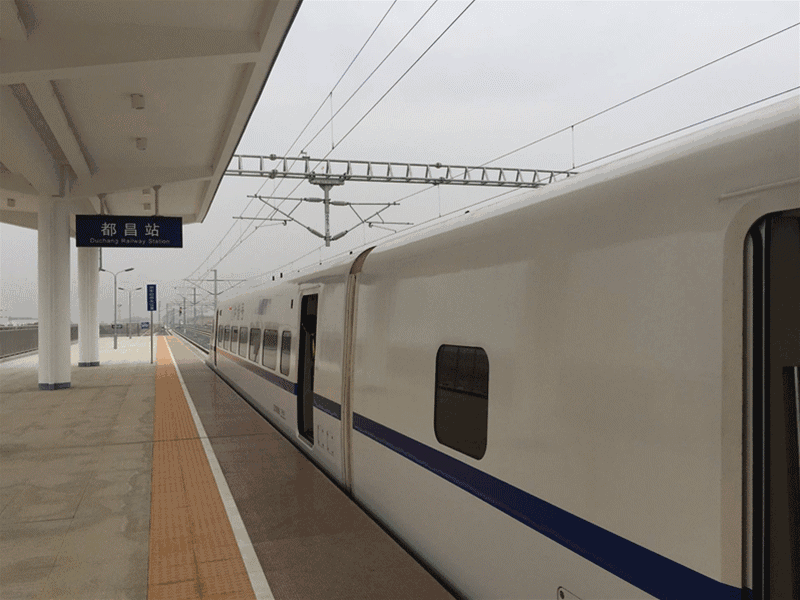 74 14:17 到达湖口站2个小时34分钟,列车到达了湖口站.