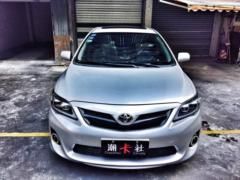 来自潮卡社的两台十代卡罗拉