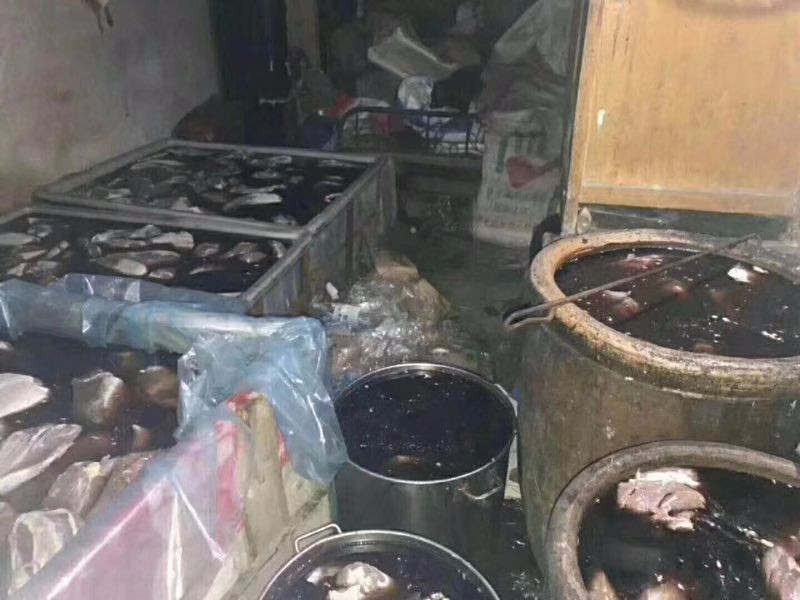 渭南澄城县最大的牛羊肉零售批发点牛羊肉居然全是臭肉死肉