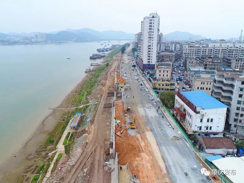 肇庆江滨堤路即将通车,市体育中心正式开放时间是