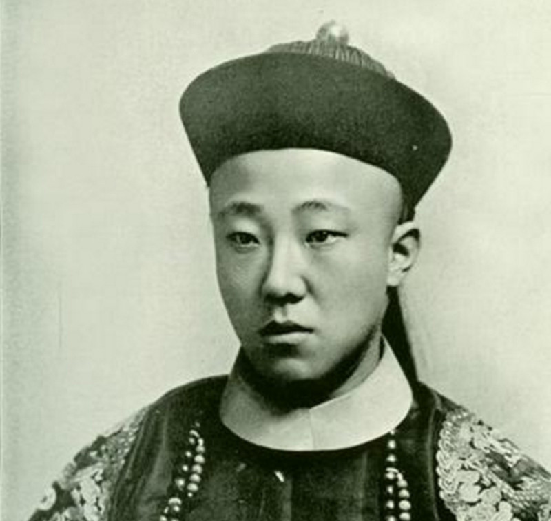 珍贵历史老照片：清朝王爷都长什么样子？和电视剧中的差别太大_新浪新闻