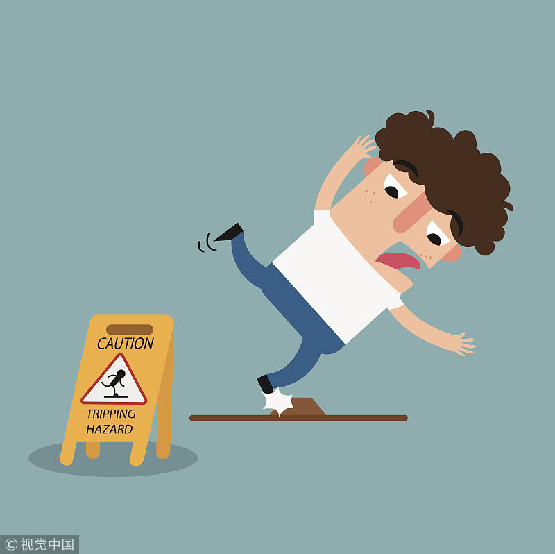 孩子摔倒哭了,到底该不该回应,不知道的父母可以这样做|孩子|家长|父