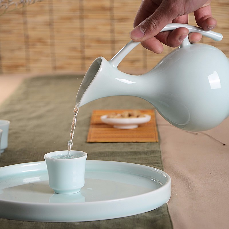 倒酒这件小事 你真的做到位了吗?