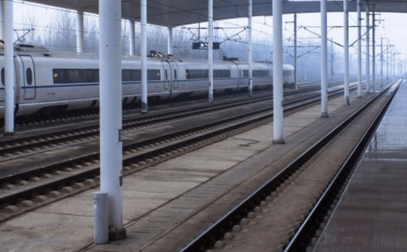 如今的滁州站,是滁州市目前最大的高铁站,地处滁州市南谯区与全椒县