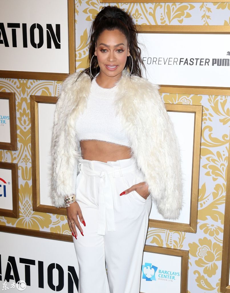 美国偶像名主持人拉拉瓦斯奎兹