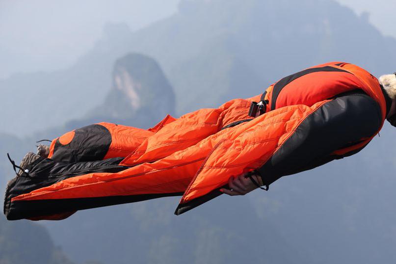 超高死亡率,很多人却还慕名而来,翼装飞行魅力有多大?