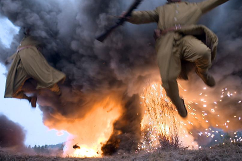 老兵巧妙埋设地雷阵,不料炸死日军中将!老兵:就是炸他!