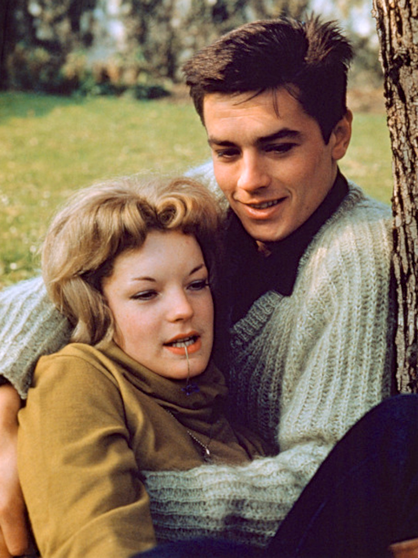 老照片 | 阿兰·德龙和罗密·施奈德,1959年.尼古拉斯