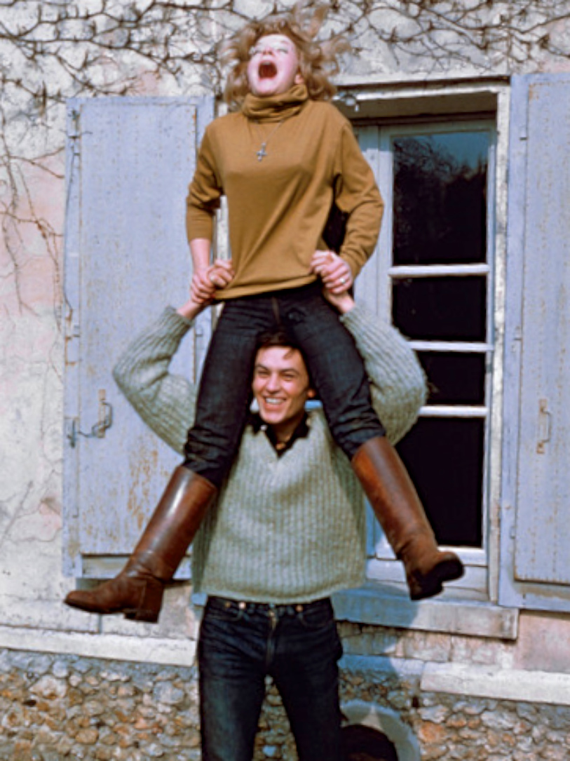 老照片 | 阿兰·德龙和罗密·施奈德,1959年.尼古拉斯