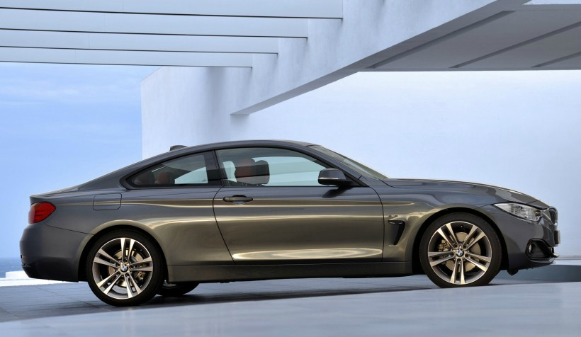 汽车图集实拍宝马4系双门轿跑