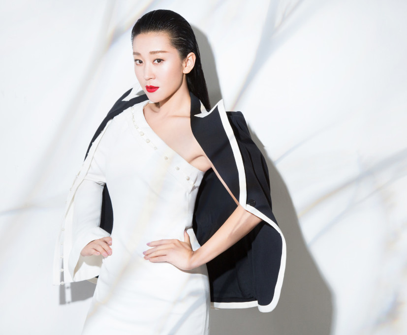 她是罗晋的绯闻女友,嫁大21岁百亿富商,如今38岁气质优雅!