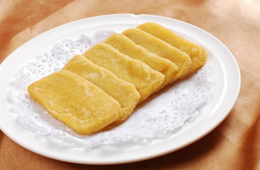 金灿灿,甜丝丝,粘糯糯的黄米糕,炸着吃才美味