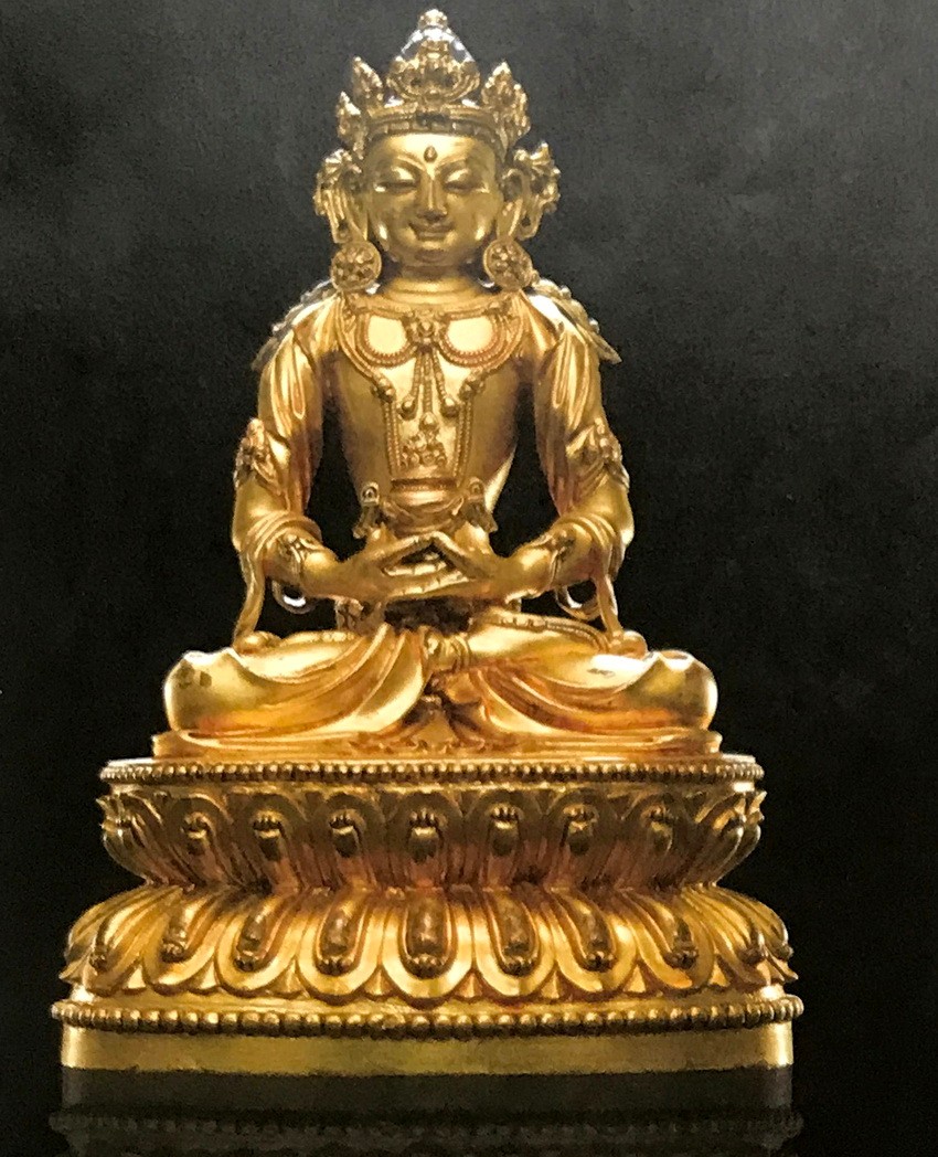 明清精美金桐佛像:造型优美,纹饰绚丽