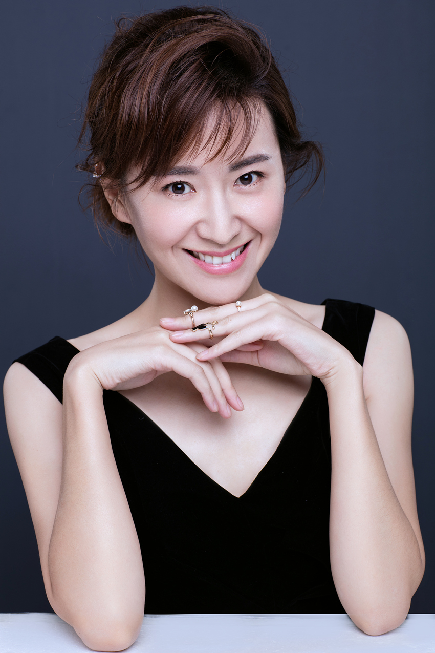 徐囡楠《钱广的摇滚时代》热拍不停被赞"劳模"